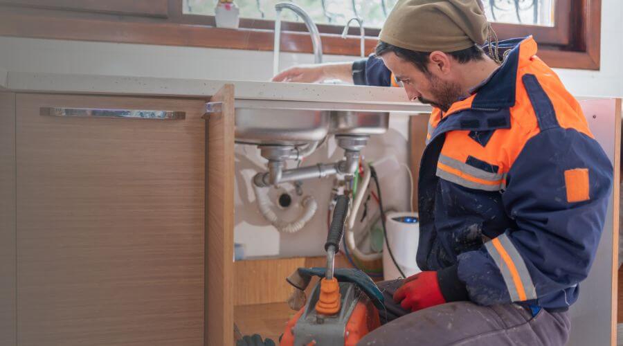 Professional Leak Detection in Plainville, IN